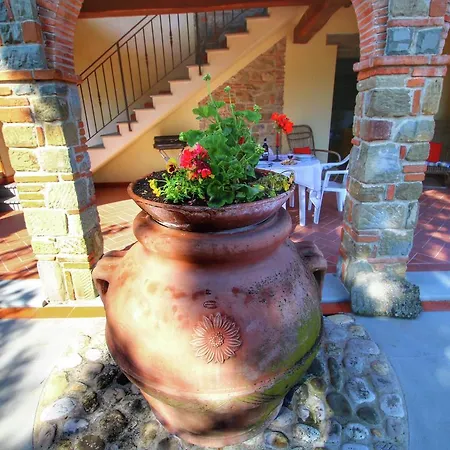 Holiday home Attractively Furnished On A Large Estate In The Chianti Region *