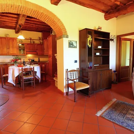 Holiday home Attractively Furnished On A Large Estate In The Chianti Region Bucine
