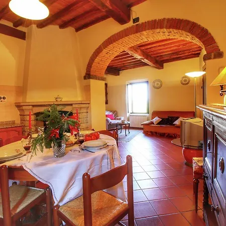 Attractively Furnished On A Large Estate In The Chianti Region Bucine